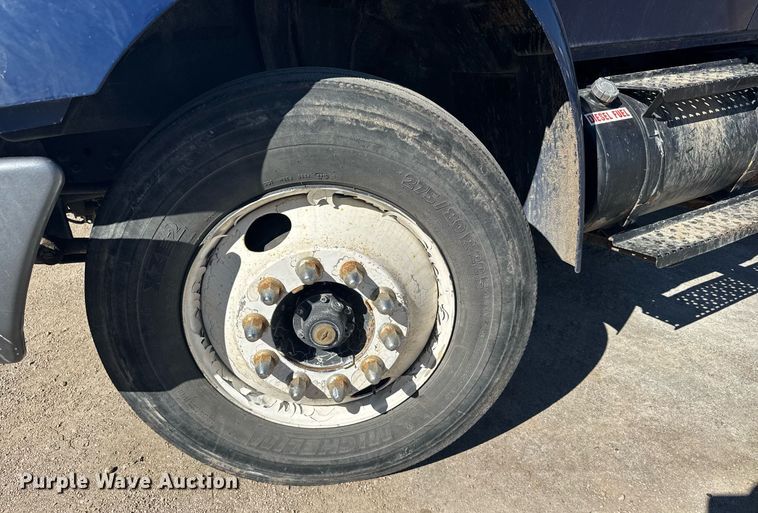 image for item NN9640 2009 International DuraStar 4300 dump truck