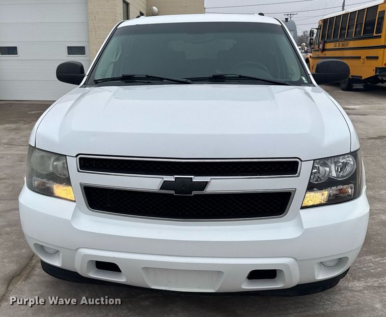 image for item NN9642 2007 Chevrolet Suburban 1500 SUV