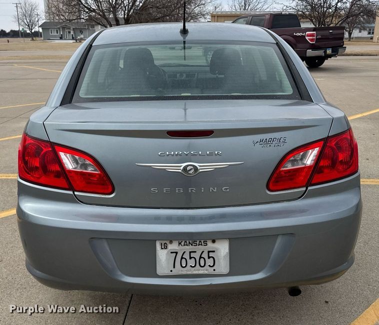 image for item NN9644 2010 Chrysler Sebring 