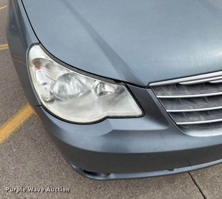 image for item NN9644 2010 Chrysler Sebring 