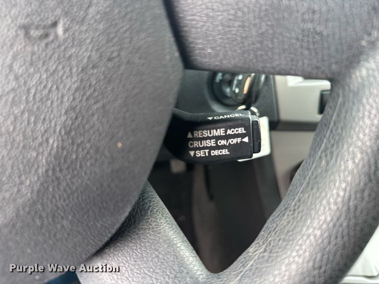 image for item NN9644 2010 Chrysler Sebring 