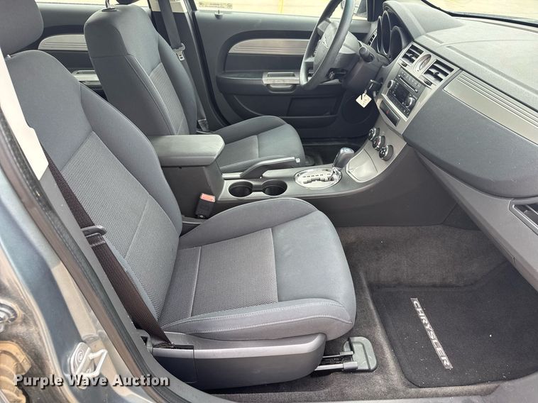 image for item NN9644 2010 Chrysler Sebring 