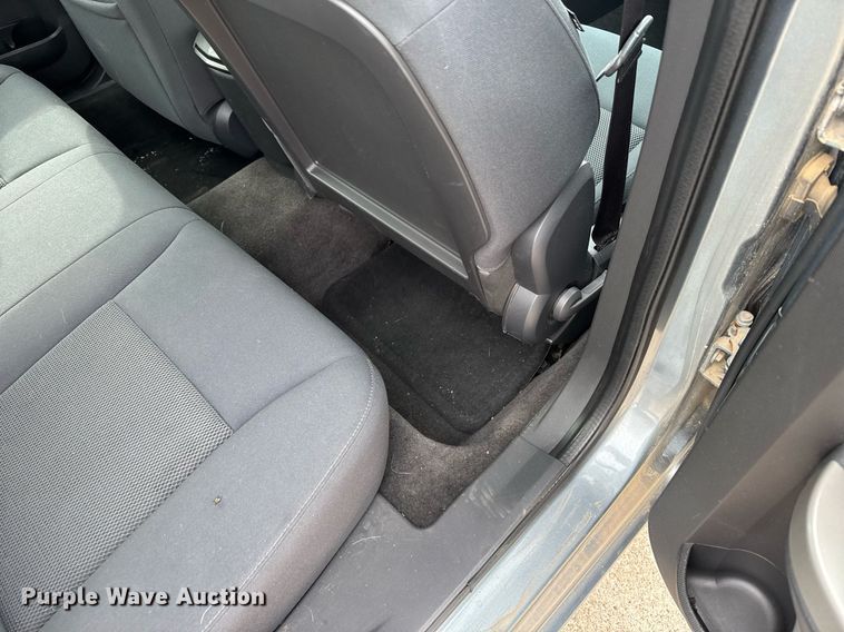 image for item NN9644 2010 Chrysler Sebring 