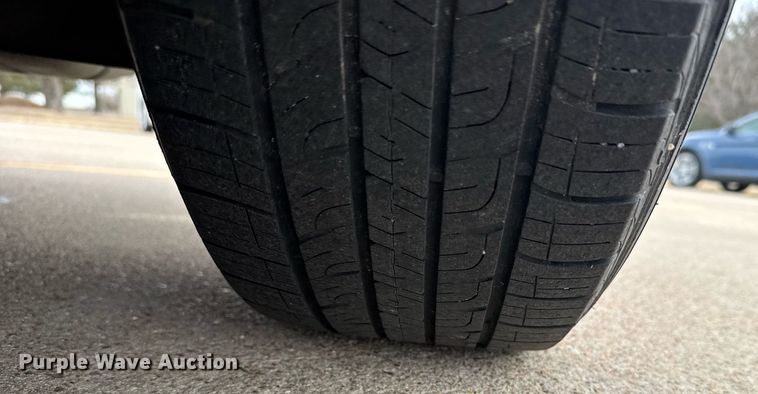 image for item NN9644 2010 Chrysler Sebring 