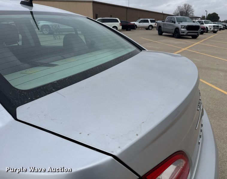 image for item NN9645 2010 Chrysler Sebring 