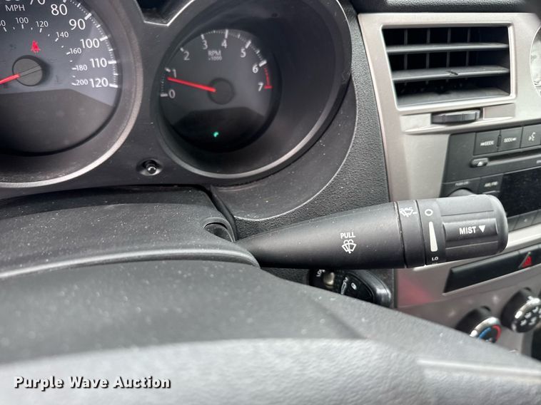 image for item NN9645 2010 Chrysler Sebring 