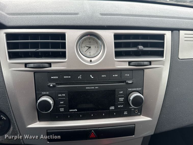 image for item NN9645 2010 Chrysler Sebring 