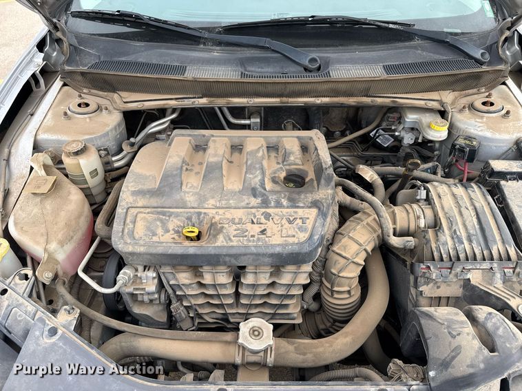 image for item NN9645 2010 Chrysler Sebring 