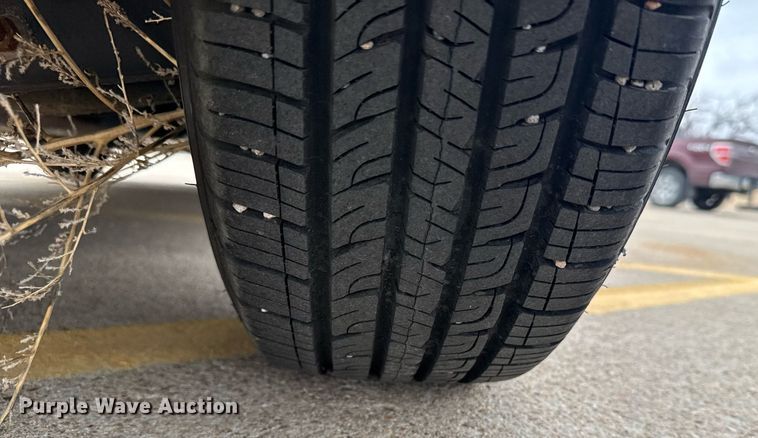 image for item NN9645 2010 Chrysler Sebring 