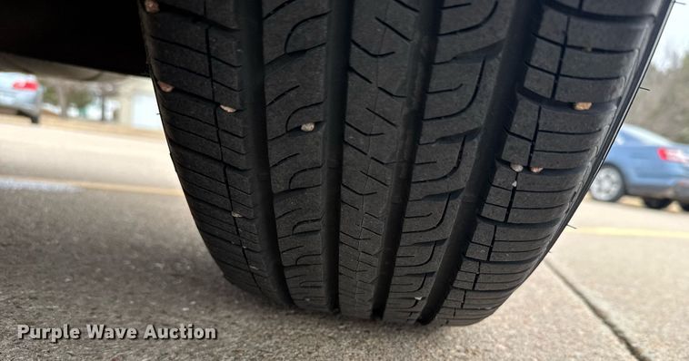 image for item NN9645 2010 Chrysler Sebring 