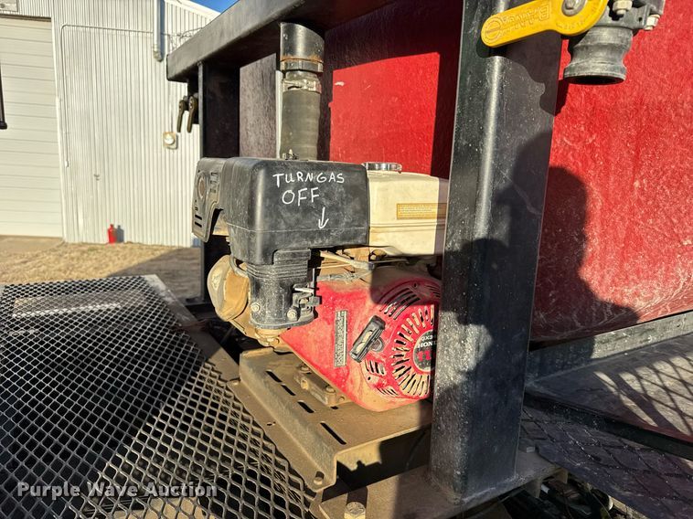 image for item NN9690 1987 Freightliner FLC water truck