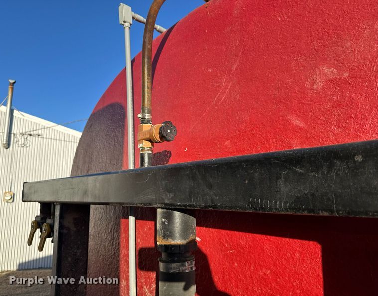 image for item NN9690 1987 Freightliner FLC water truck