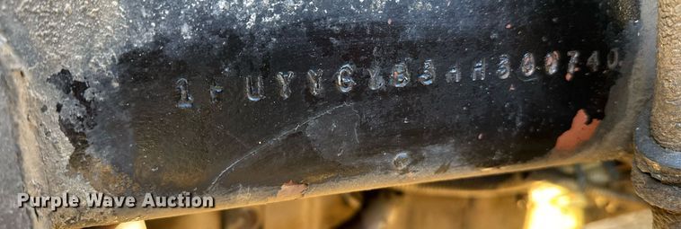 image for item NN9690 1987 Freightliner FLC water truck