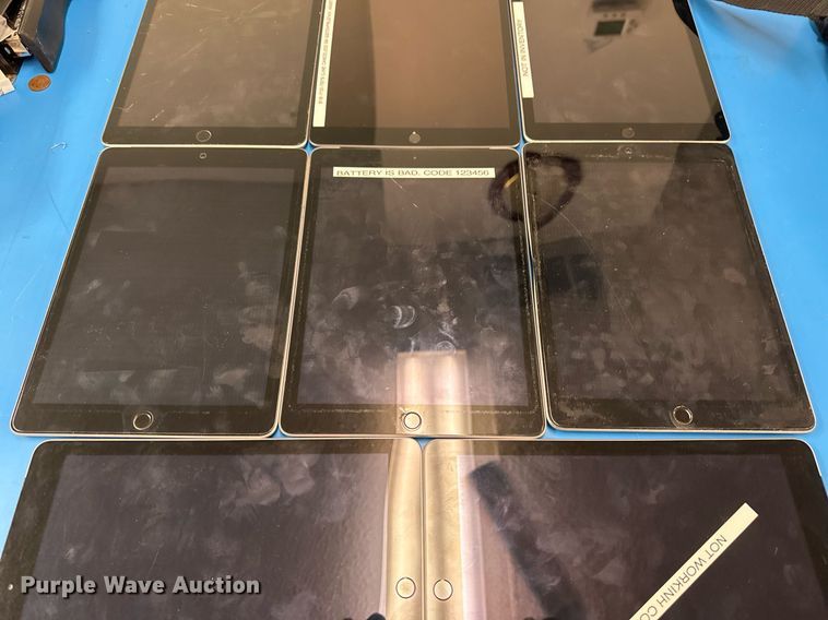 image for item NO9628 (8) Apple iPads