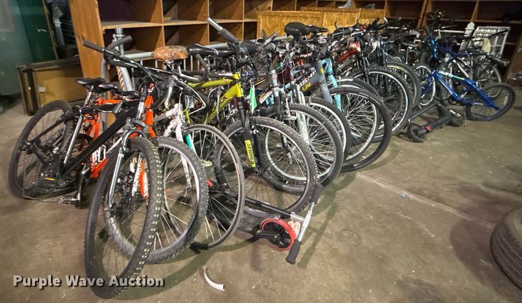 image for item NO9629 Approximately 22 bicycles