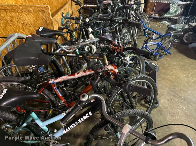 image for item NO9629 Approximately 22 bicycles