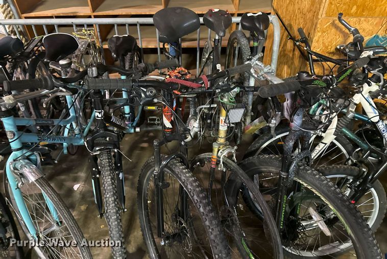 image for item NO9629 Approximately 22 bicycles