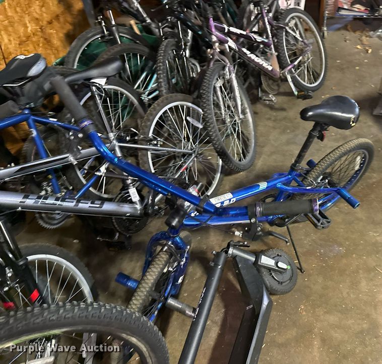 image for item NO9629 Approximately 22 bicycles