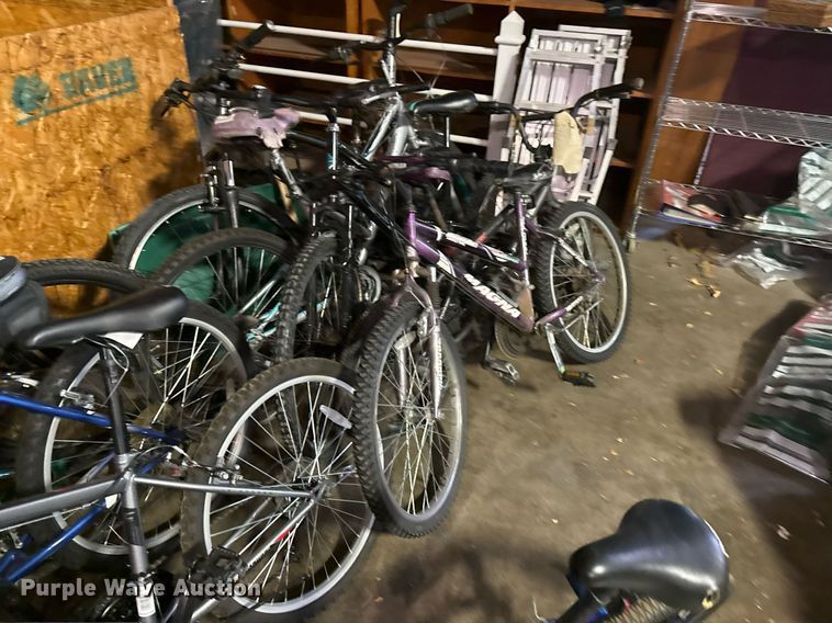 image for item NO9629 Approximately 22 bicycles