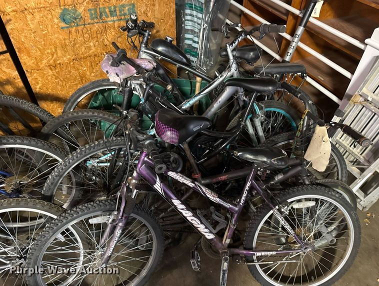 image for item NO9629 Approximately 22 bicycles