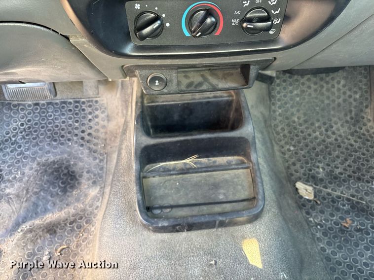 image for item NO9675 2010 Ford Ranger SuperCab pickup truck