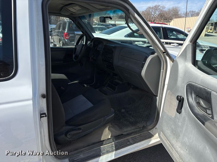 image for item NO9675 2010 Ford Ranger SuperCab pickup truck