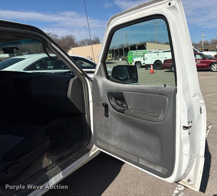 image for item NO9675 2010 Ford Ranger SuperCab pickup truck