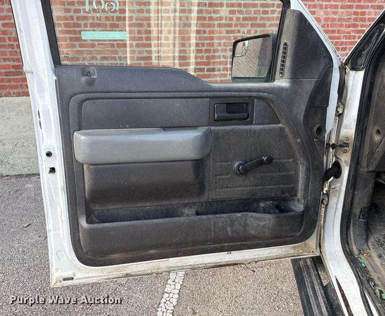 image for item NO9676 2013 Ford F150 pickup truck