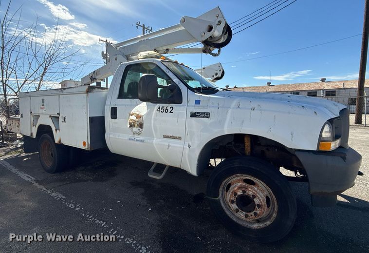 image for item NO9677 2004 Ford F450 Super Duty bucket truck