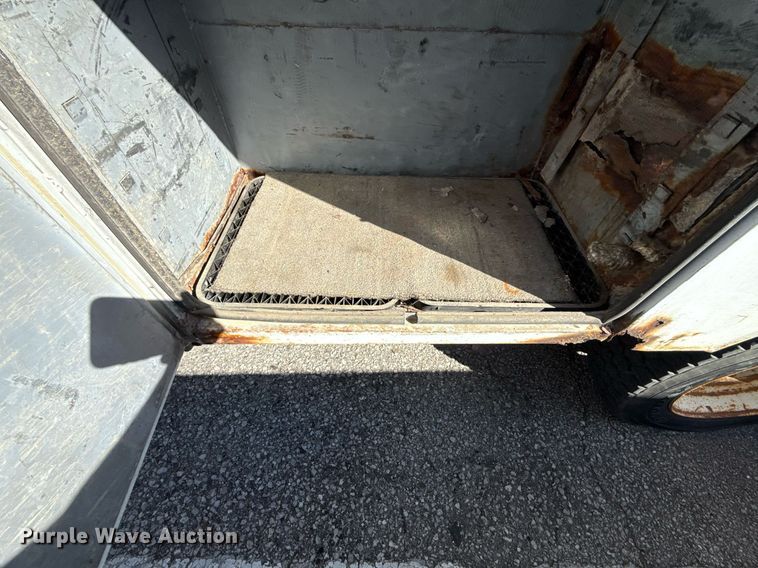 image for item NO9677 2004 Ford F450 Super Duty bucket truck