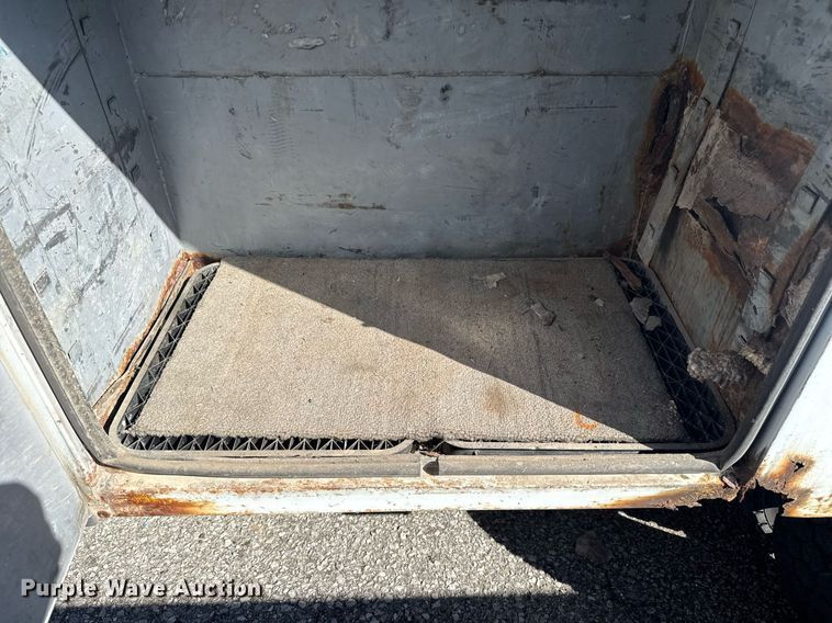 image for item NO9677 2004 Ford F450 Super Duty bucket truck