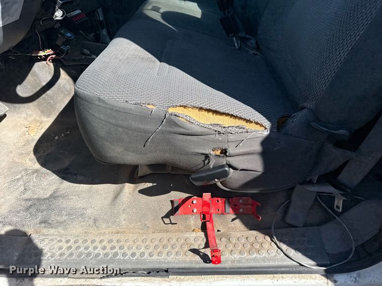 image for item NO9677 2004 Ford F450 Super Duty bucket truck