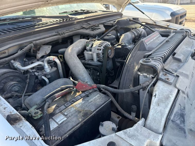 image for item NO9677 2004 Ford F450 Super Duty bucket truck