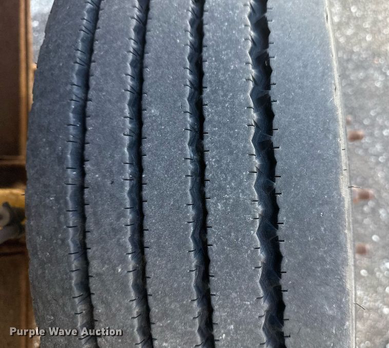 image for item NO9677 2004 Ford F450 Super Duty bucket truck