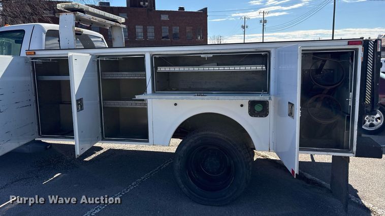 image for item NO9680 2010 Ford F450 Super Duty utility / service truck