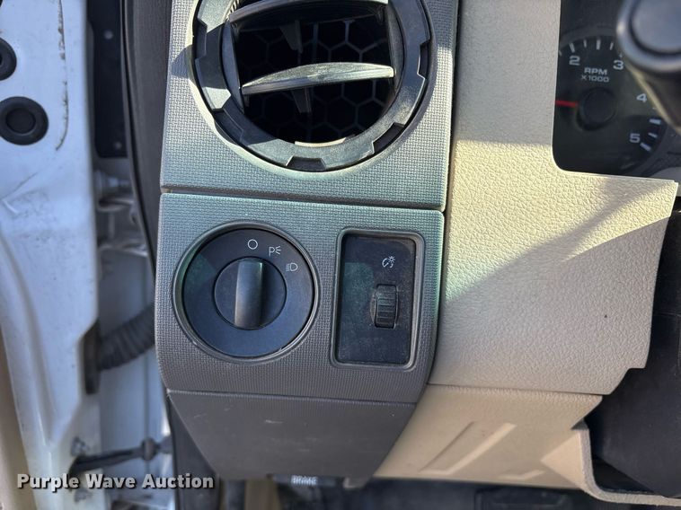 image for item NO9680 2010 Ford F450 Super Duty utility / service truck