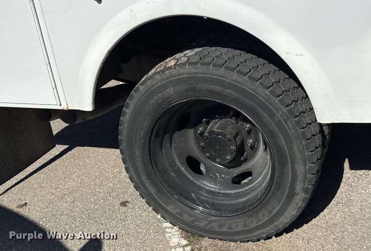 image for item NO9680 2010 Ford F450 Super Duty utility / service truck