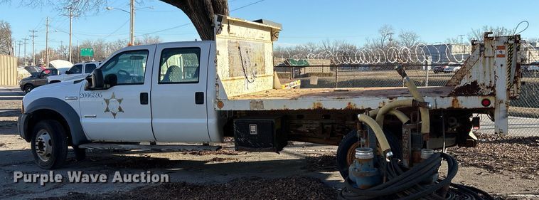 image for item NO9681 2006 Ford F450 Super Duty Crew Cab dump flatbed truck
