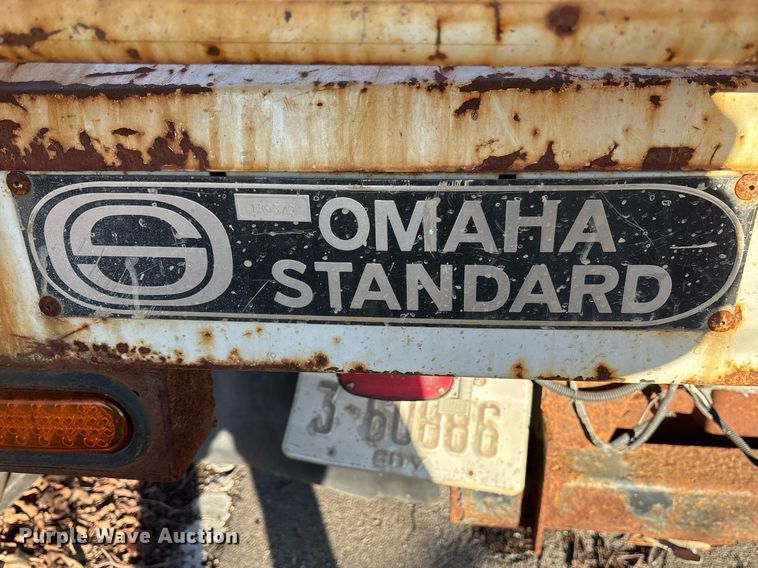 image for item NO9681 2006 Ford F450 Super Duty Crew Cab dump flatbed truck