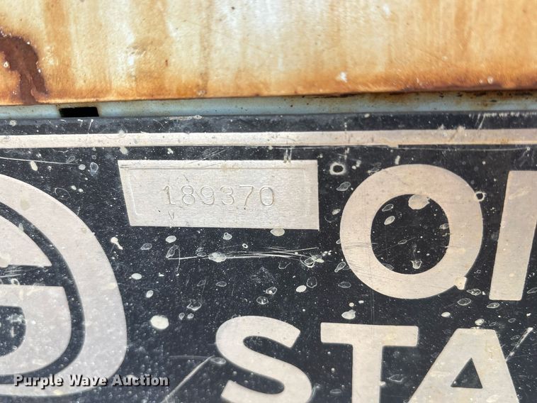 image for item NO9681 2006 Ford F450 Super Duty Crew Cab dump flatbed truck