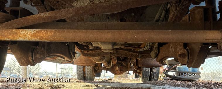 image for item NO9681 2006 Ford F450 Super Duty Crew Cab dump flatbed truck