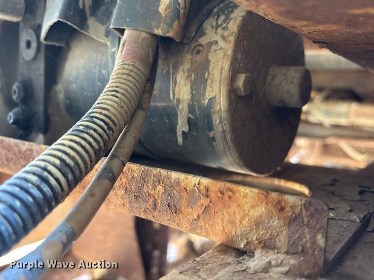 image for item NO9681 2006 Ford F450 Super Duty Crew Cab dump flatbed truck