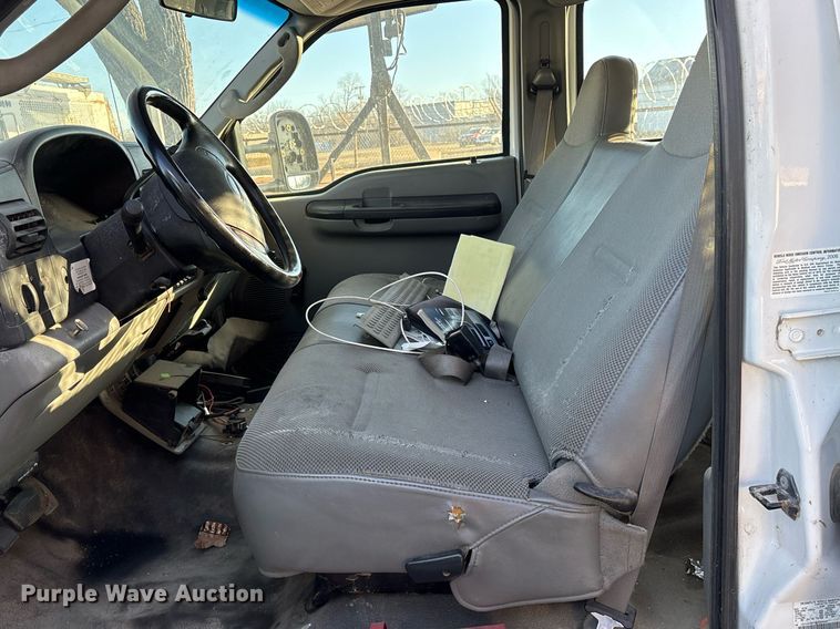 image for item NO9681 2006 Ford F450 Super Duty Crew Cab dump flatbed truck