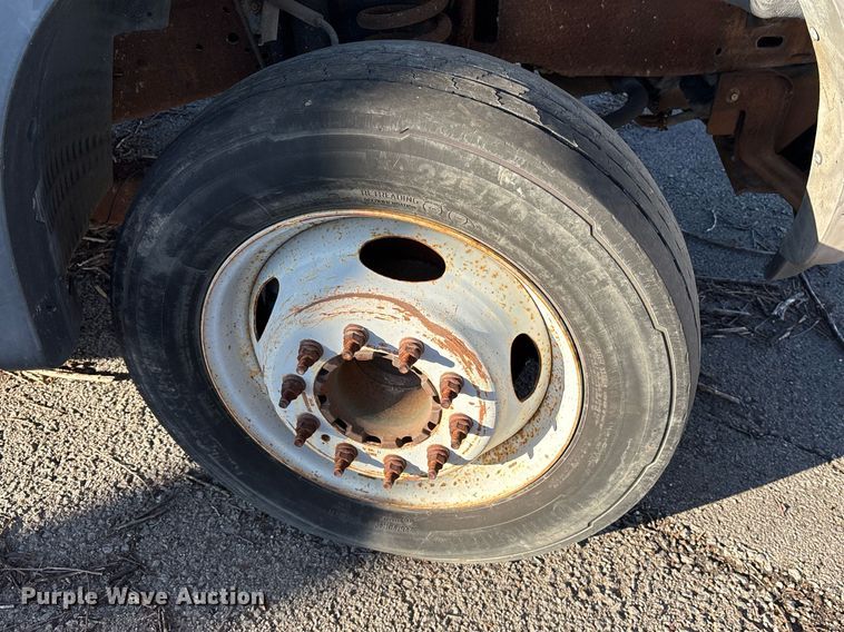 image for item NO9681 2006 Ford F450 Super Duty Crew Cab dump flatbed truck