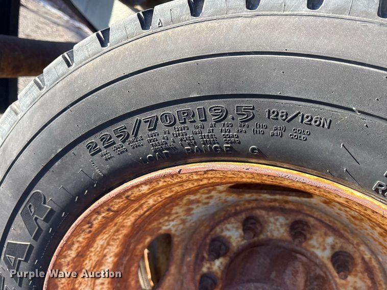 image for item NO9681 2006 Ford F450 Super Duty Crew Cab dump flatbed truck