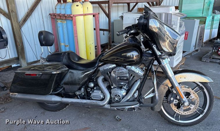 image for item NO9682 2016 Harley Davidson FLHX Street Glide motorcycle