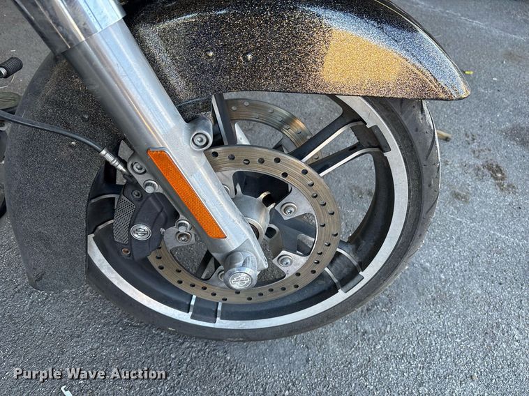 image for item NO9682 2016 Harley Davidson FLHX Street Glide motorcycle