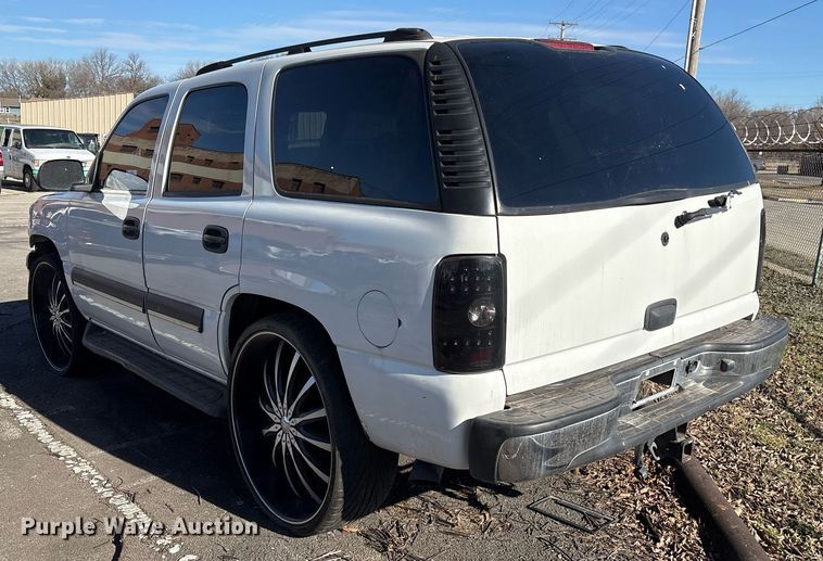 image for item NO9684 2004 Chevrolet Tahoe SUV