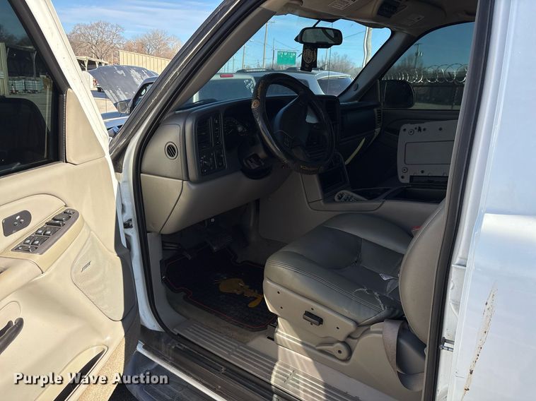 image for item NO9684 2004 Chevrolet Tahoe SUV