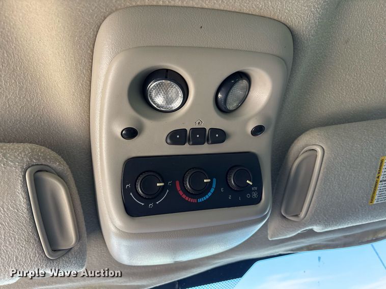 image for item NO9684 2004 Chevrolet Tahoe SUV